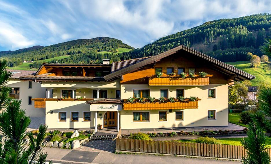 Garni Appartement Alpenresidence Cadipietra Exterior photo