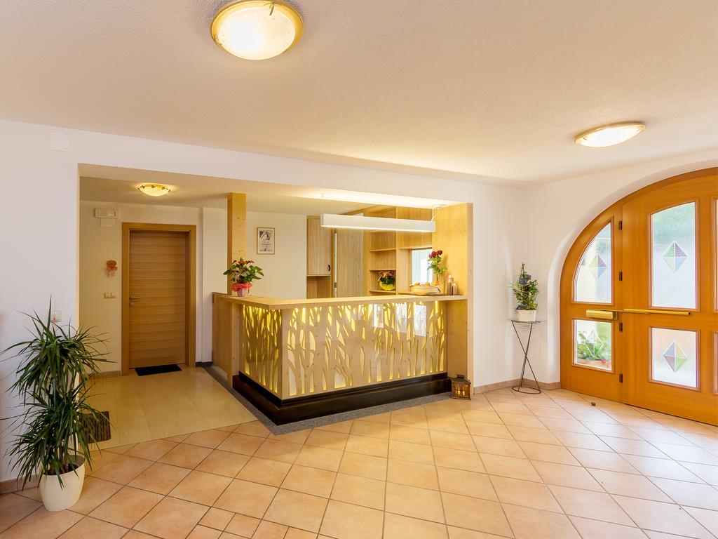 Garni Appartement Alpenresidence Cadipietra Room photo