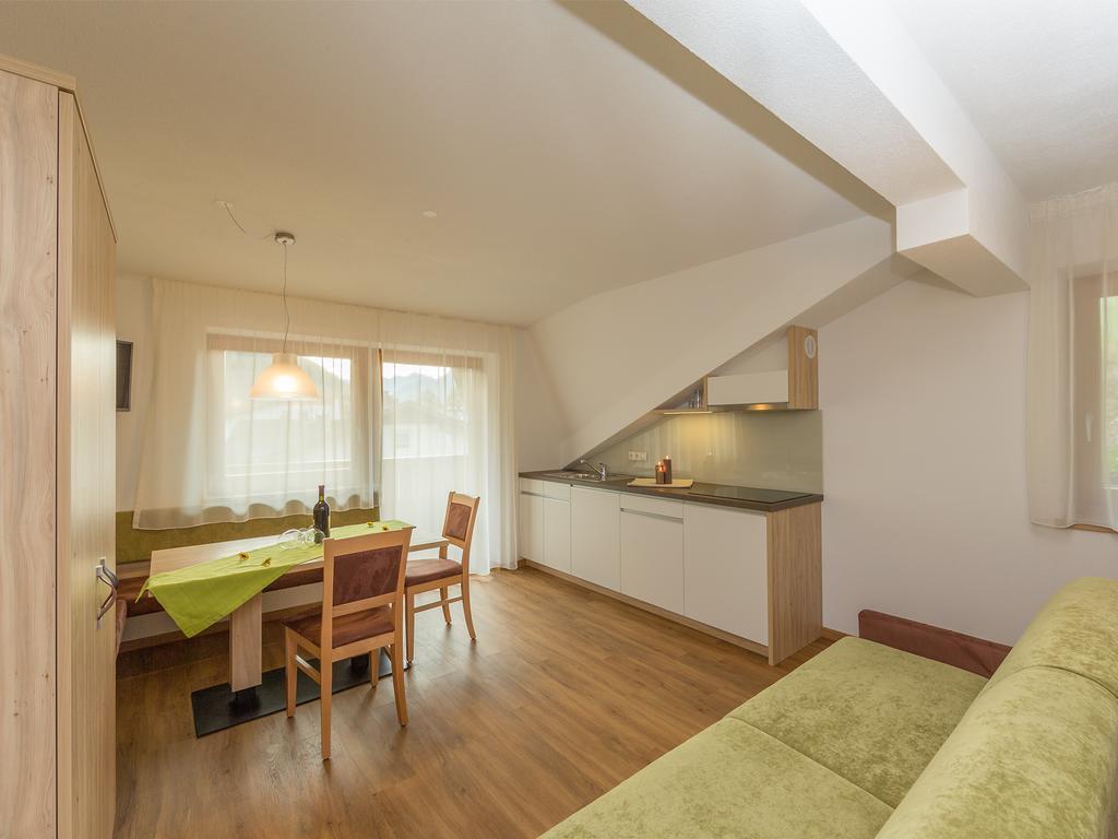 Garni Appartement Alpenresidence Cadipietra Room photo