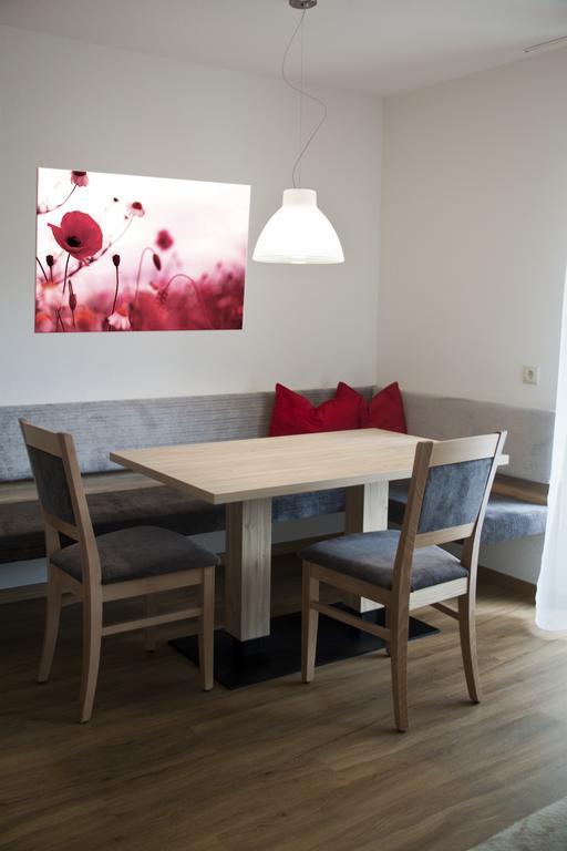 Garni Appartement Alpenresidence Cadipietra Room photo